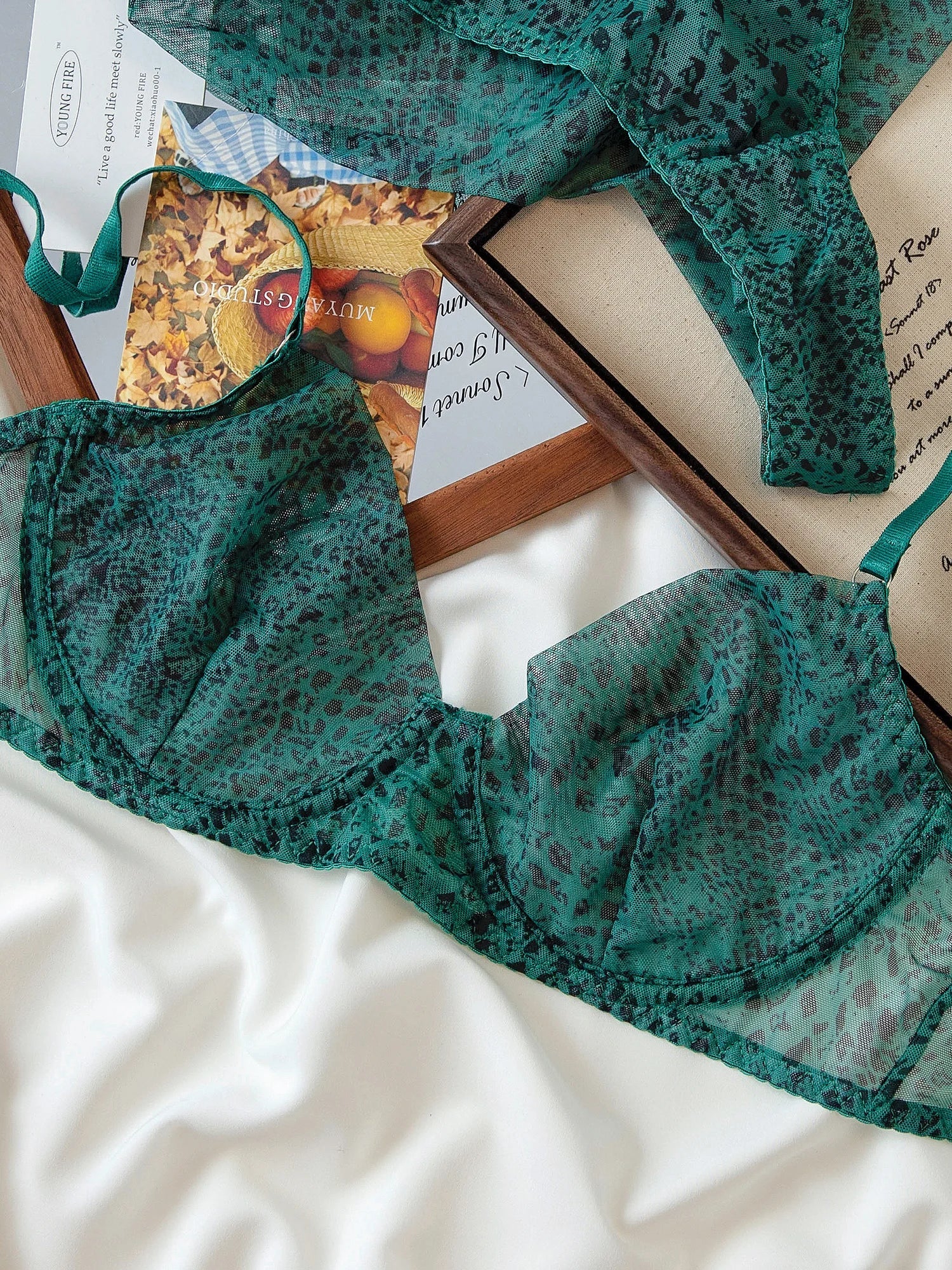 Mermaid Green Leopard Print Thin Lingerie Sexy Lace Bra Romantic Women Push up Large Size Underwear