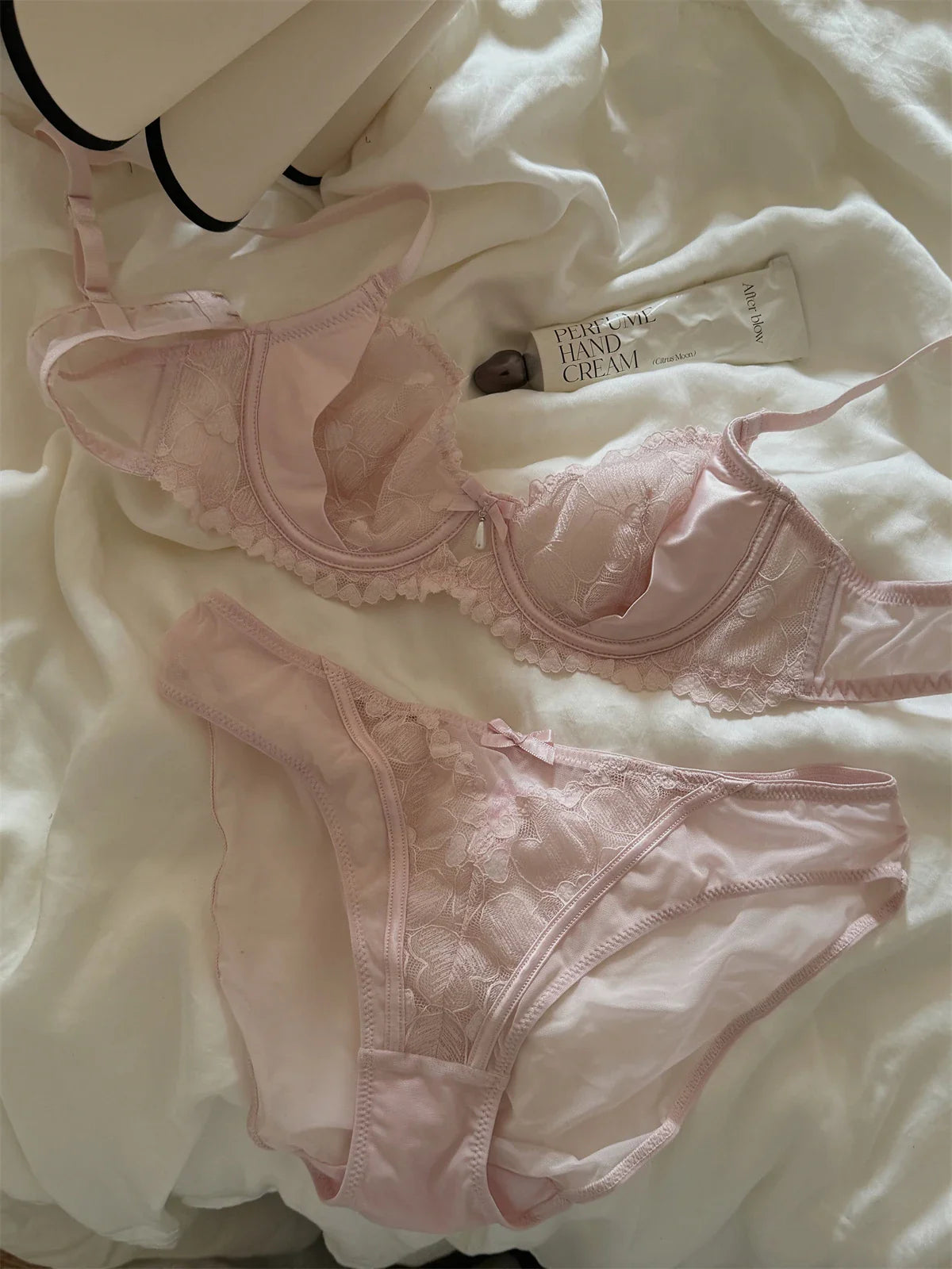 Pink Lingerie Push Up Underwire Bra with Panty Suit Embroidered Lace Thin Large Breasted Underwear