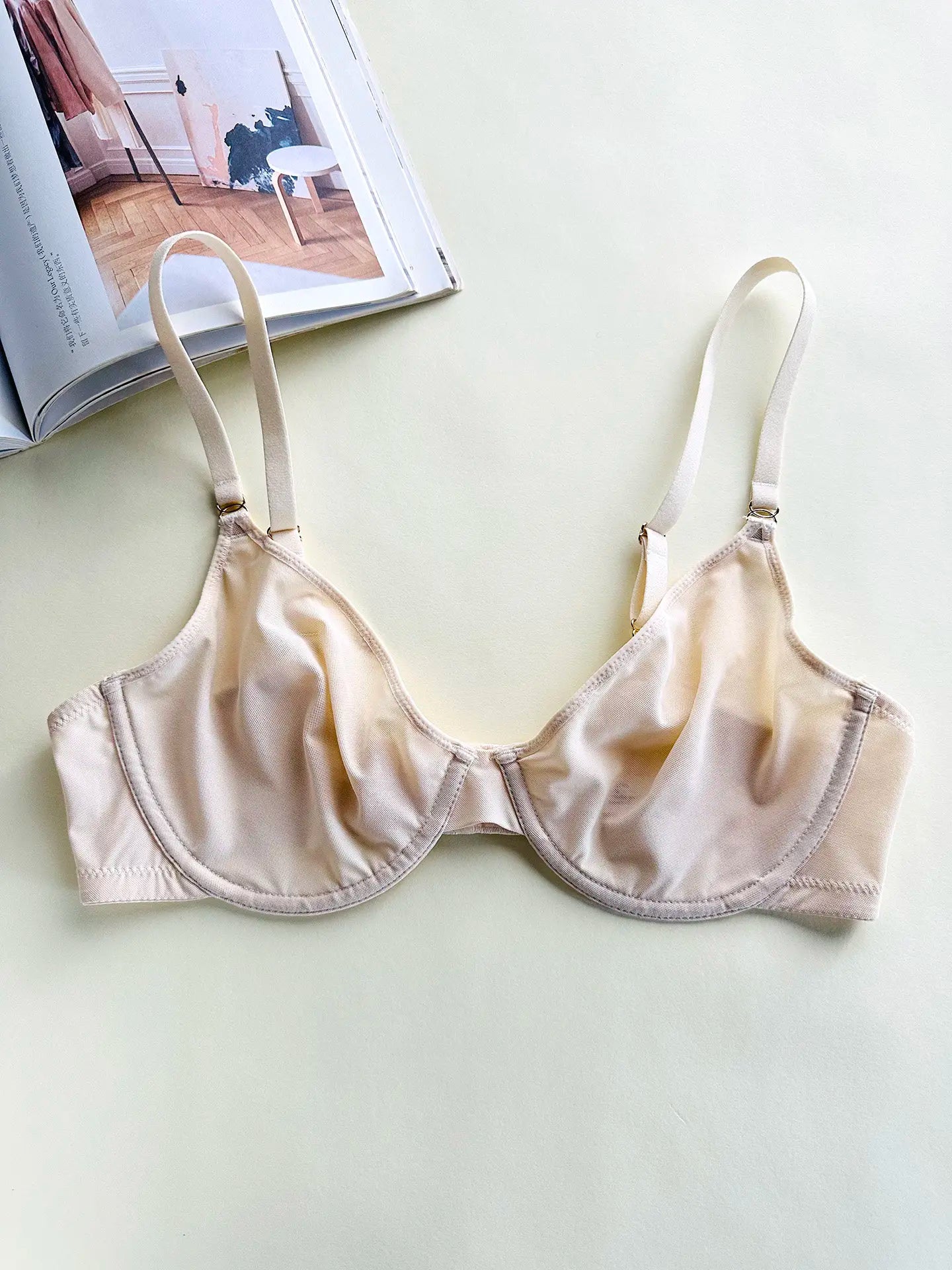 Plus Size Ultra-Thin Underwired Bra