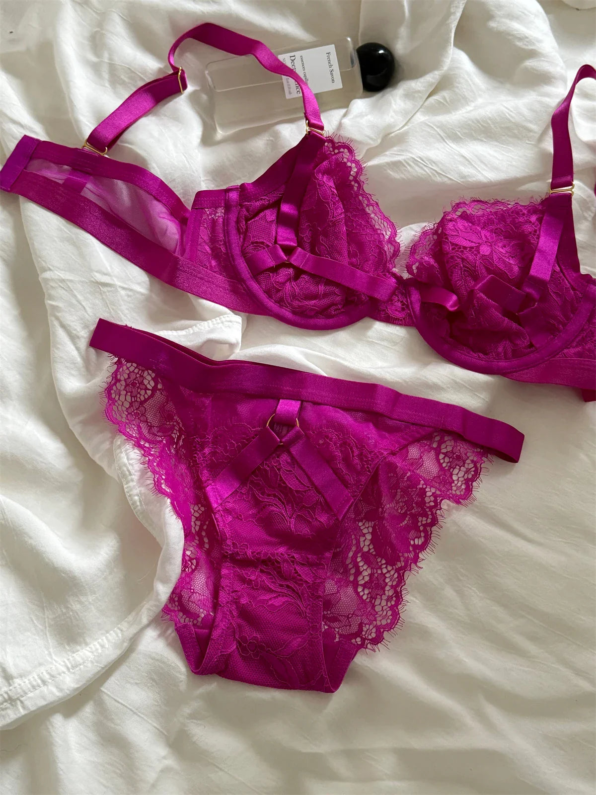 Rose red sexy lingerie with underpants niche thin lace sexy upturned bra suit Underwear