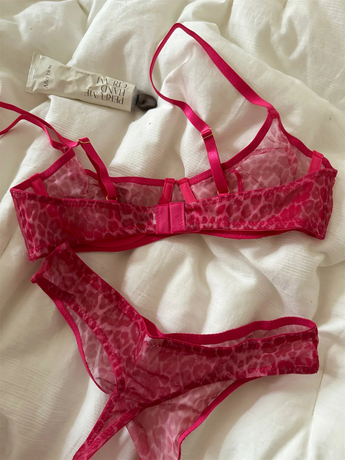 Rose red thin cups bra with Underwear