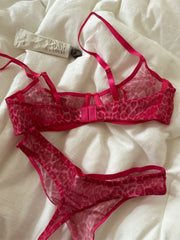 Rose red thin cups bra with Underwear
