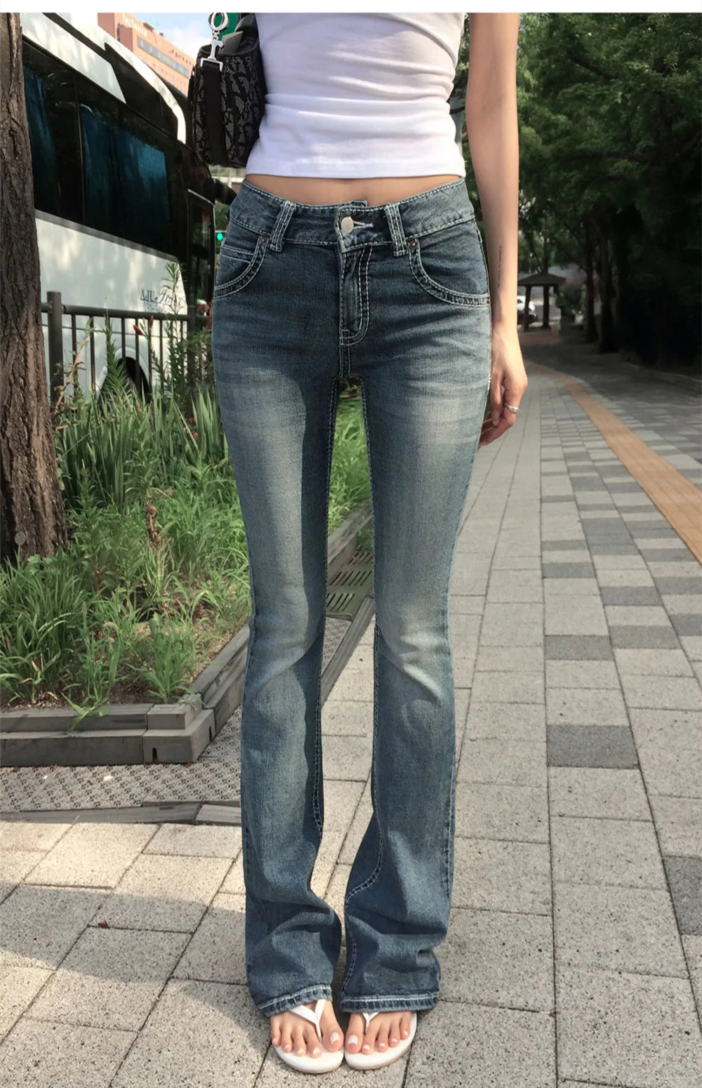 Gothic Buddha Head Jeans Y2K Clothes Hip Hop Pocket Embroidery Vintage Blue Baggy Jeans Low Waist Wide Leg Trousers