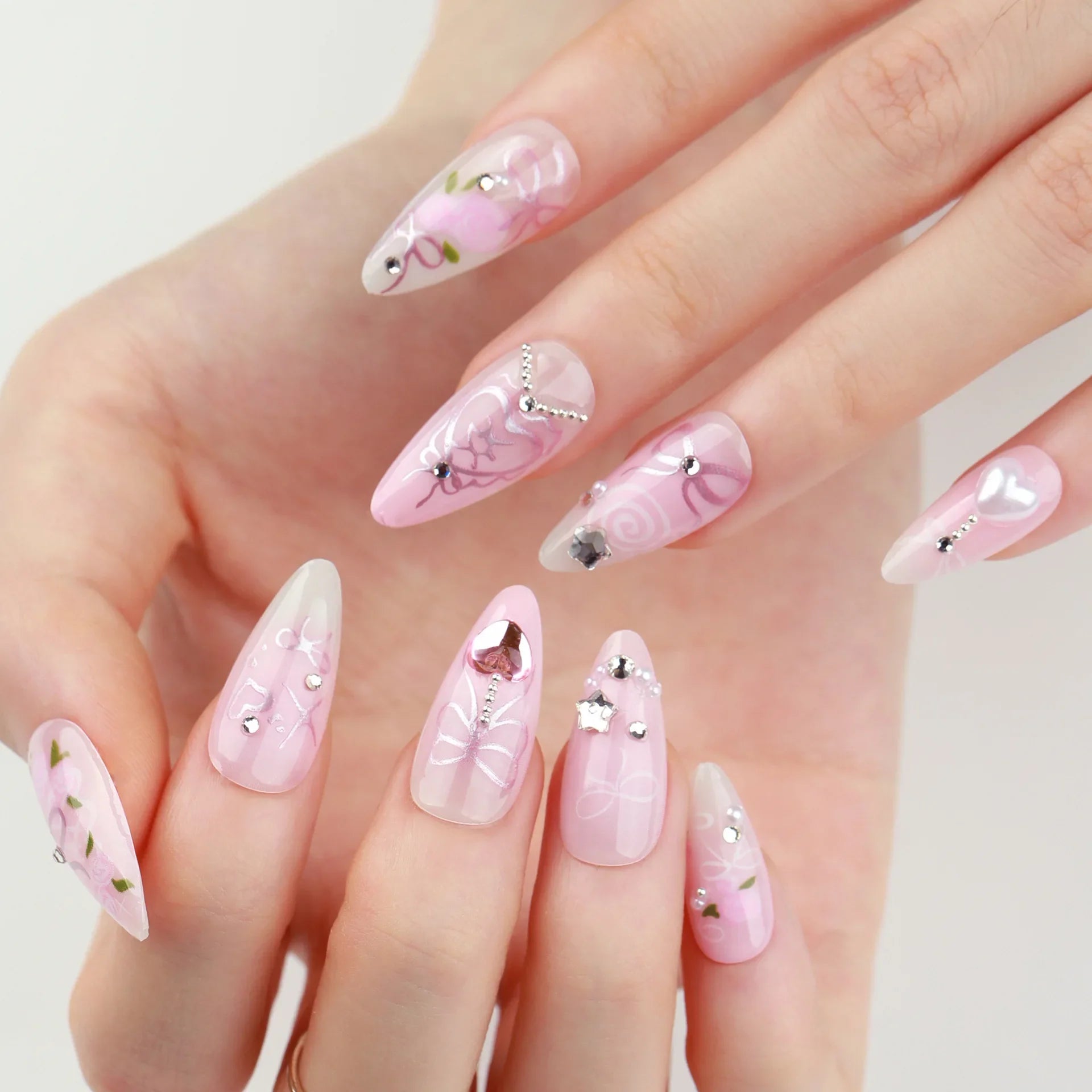 24pcs Sweet Letter Press On Nails Cute Cherry Bowknots Ladybug Strawberry Decor False Nails Blush Pink Almond Fake Nail