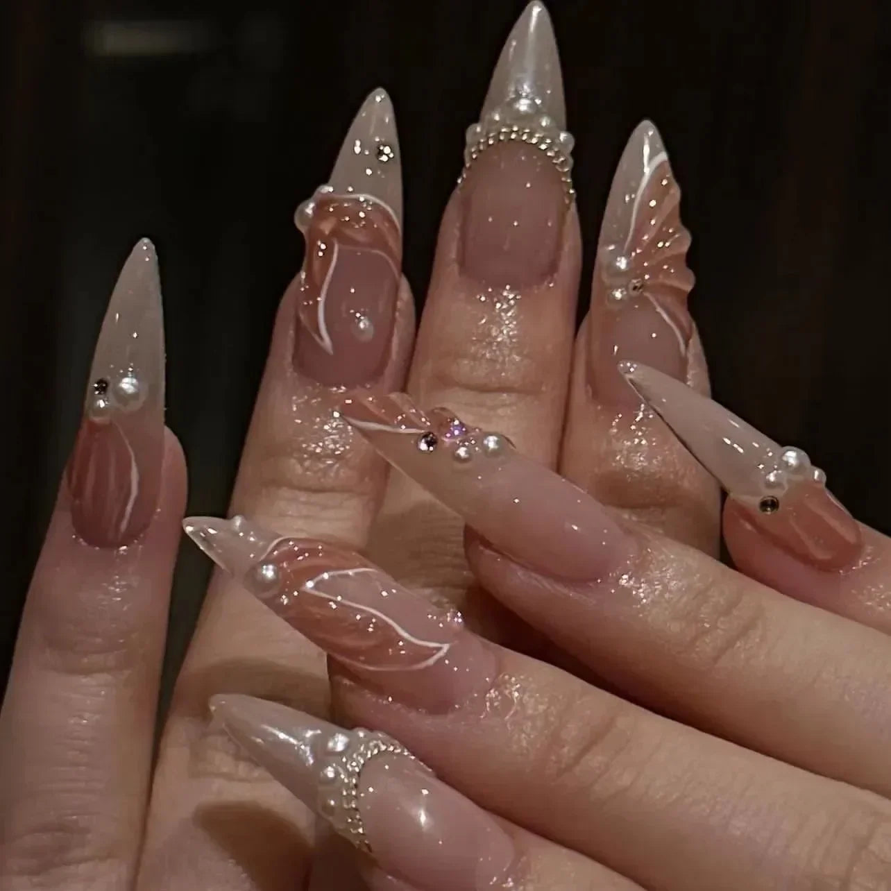 Fish Scale Glitter Powder Long Pointed Fake Nail Shell Pearl Cat Eye Starfish Ripple False Nails Art Charm Press on Nails