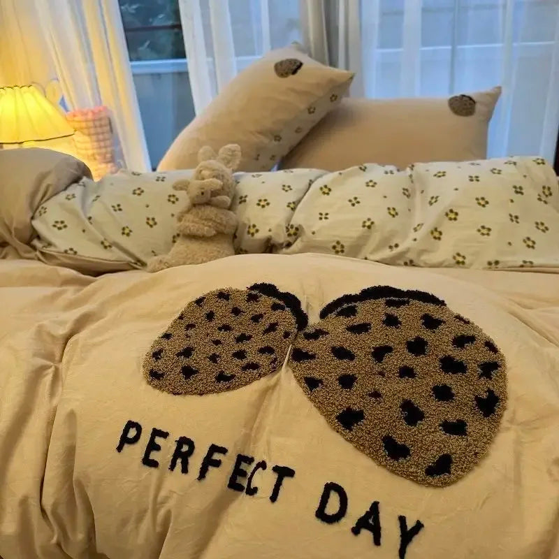 Korean Style Bedding Set Green Strip Black Cat Embroidery Washed Cotton Duvet Cover Cute Cardboard Bed linen Comforter Sets