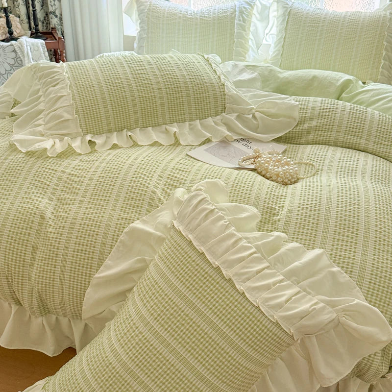 Pink Korean Princess Style Lace Ruffles Bedding Set Skin-friendly Seersucker Duvet Cover Set Fitted Sheet/Bed Sheet Pillowcases