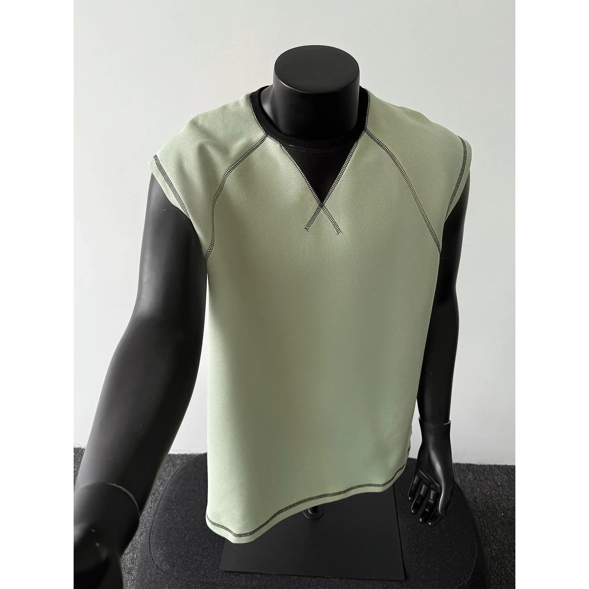 Sleeveless Shirt Breathable Gym Wear Casual Streetwear Lightweight Soft Comfortable Workout Top Athletic Apparel