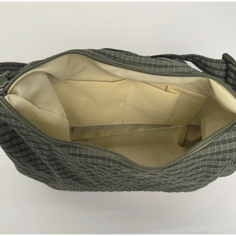 Korean Nylon Shoulder Bag Simple Plaid Zipper Tote Bag Drawstring Pleated Cloud Bag Commuter Crossbody Shoulder Bag