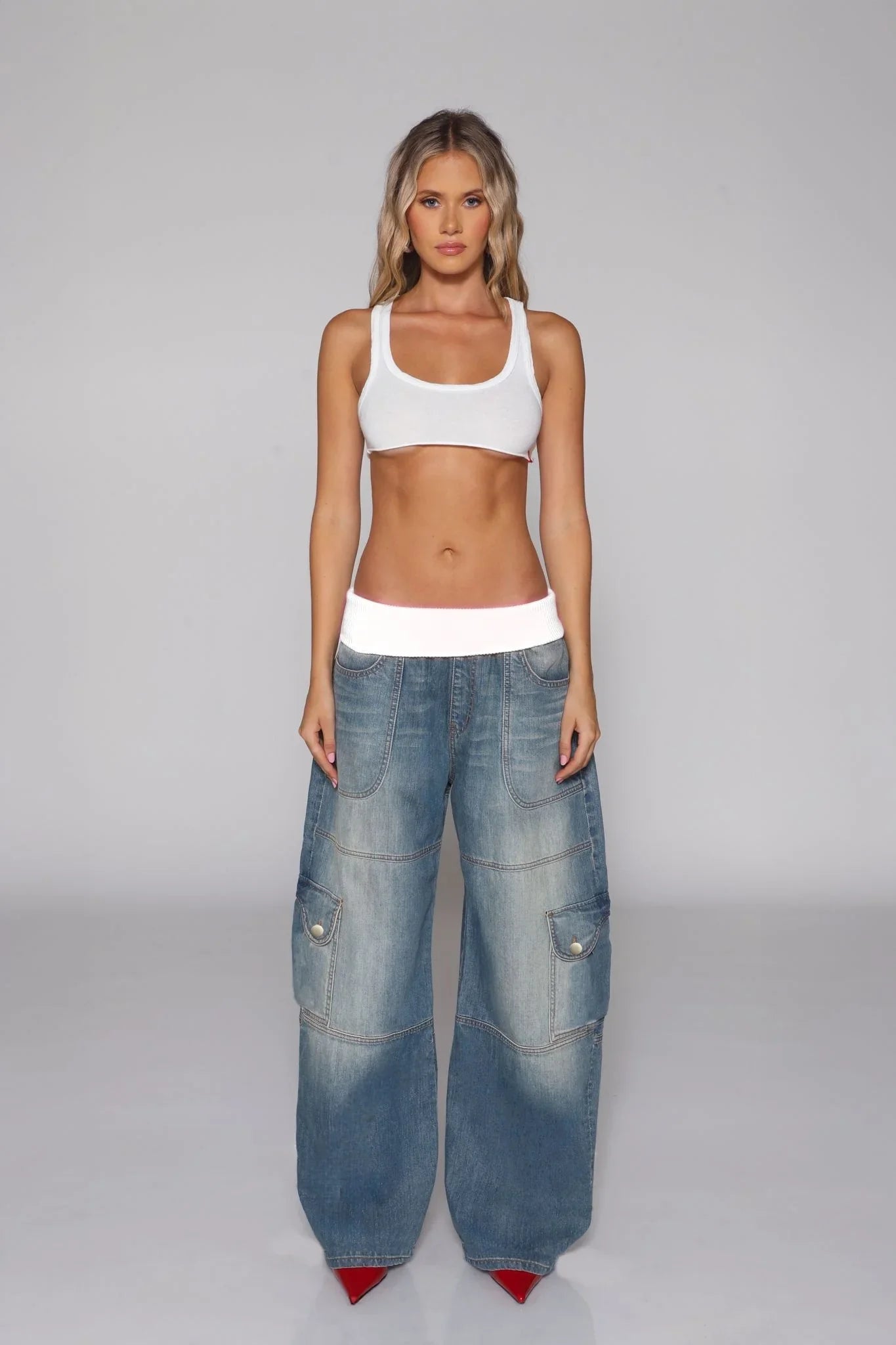American-style vintage distressed high-waisted denim long pants