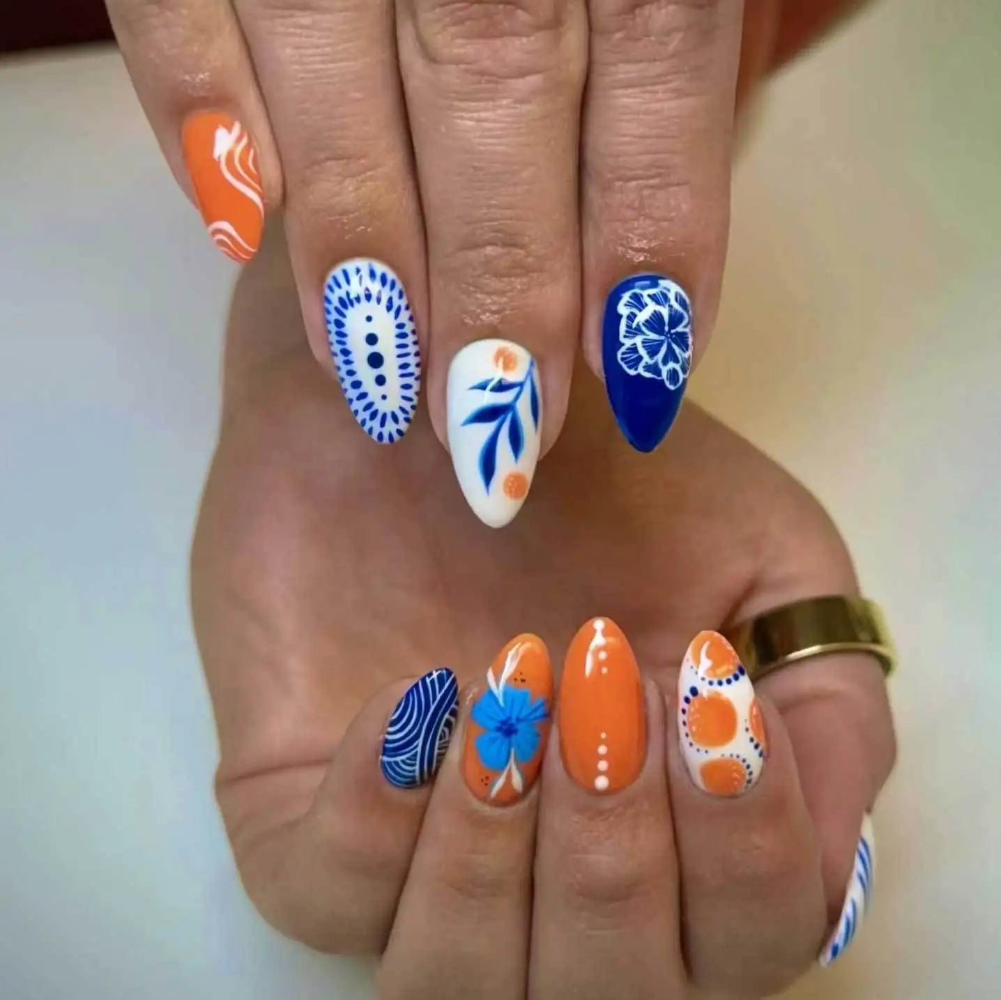24pcs Cute Cartoon Fake Nail Tips Oil Painting Series Printed Almond Press On Nail Sweet Cool Charming False Nail