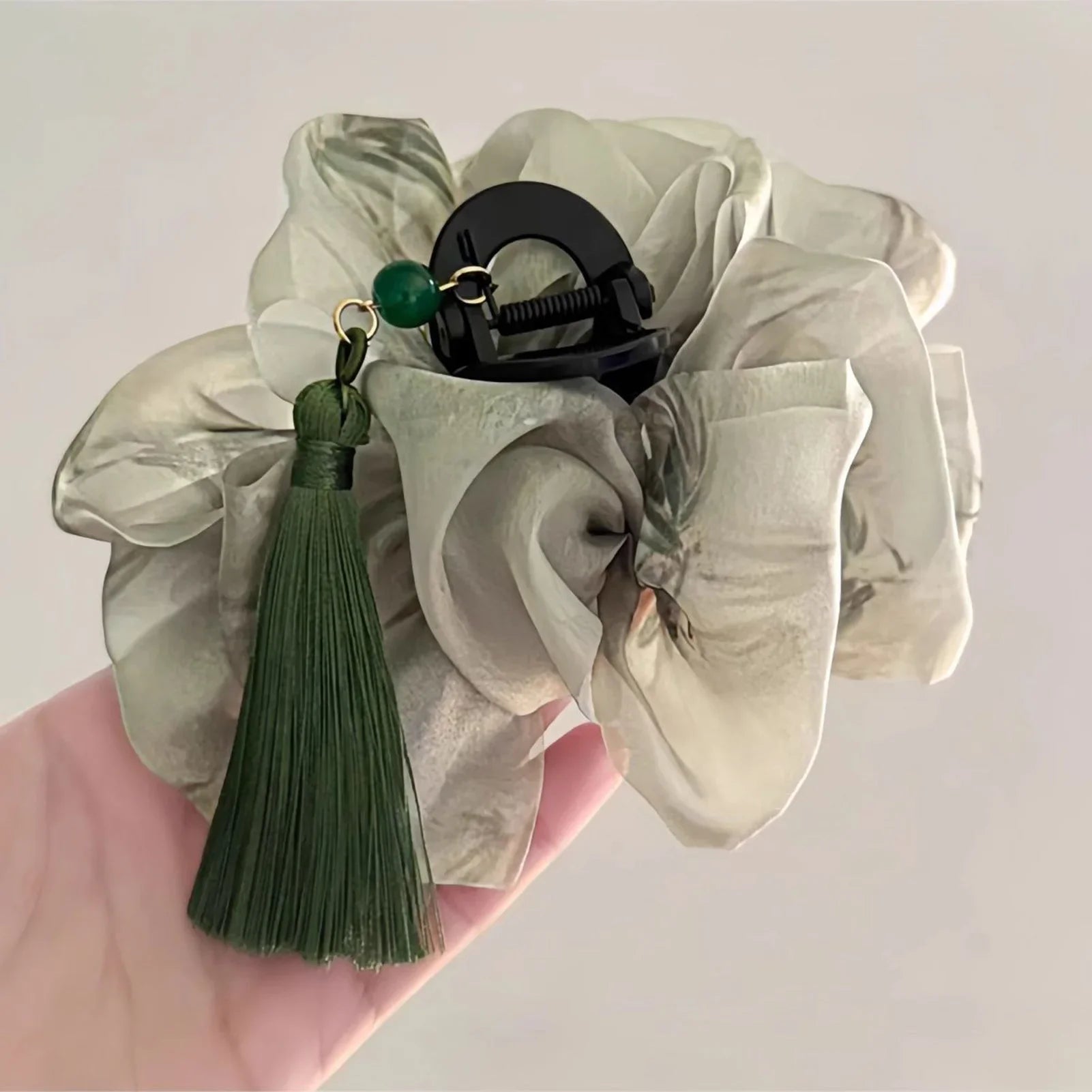 Vintage Chinese Style Tassel Hair Claw Ink Wash Gauze Shark Gripper