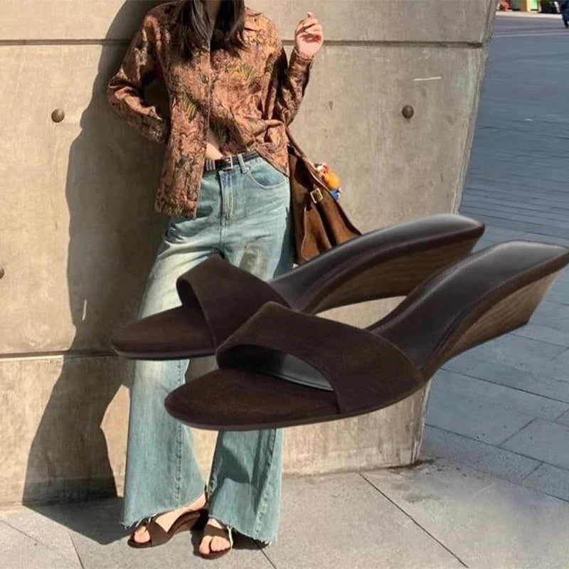 Sandals With Platform