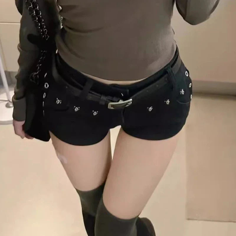 Low Waist Y2k Jeans Vintage Korean Mini Pants Girls Vintage Designer Gothic Black Denim Shorts