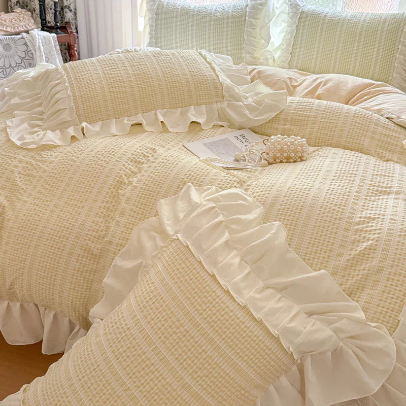 Pink Korean Princess Style Lace Ruffles Bedding Set Skin-friendly Seersucker Duvet Cover Set Fitted Sheet/Bed Sheet Pillowcases