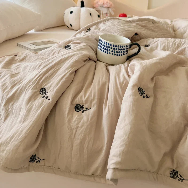 Japanese Minimalism Skin-friendly Blanket Breathable Single Double Duvet Washed Embroidered Comforter Thin Quilt