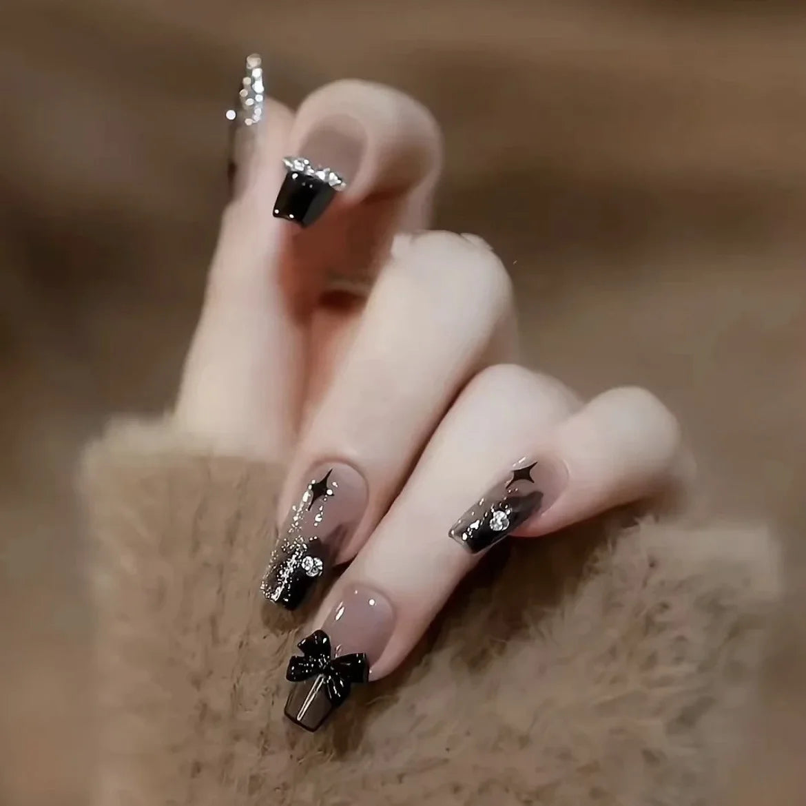 24PCS/1BOX Dark Wind Gradient Long White Bow Nail Patch Fake Nails