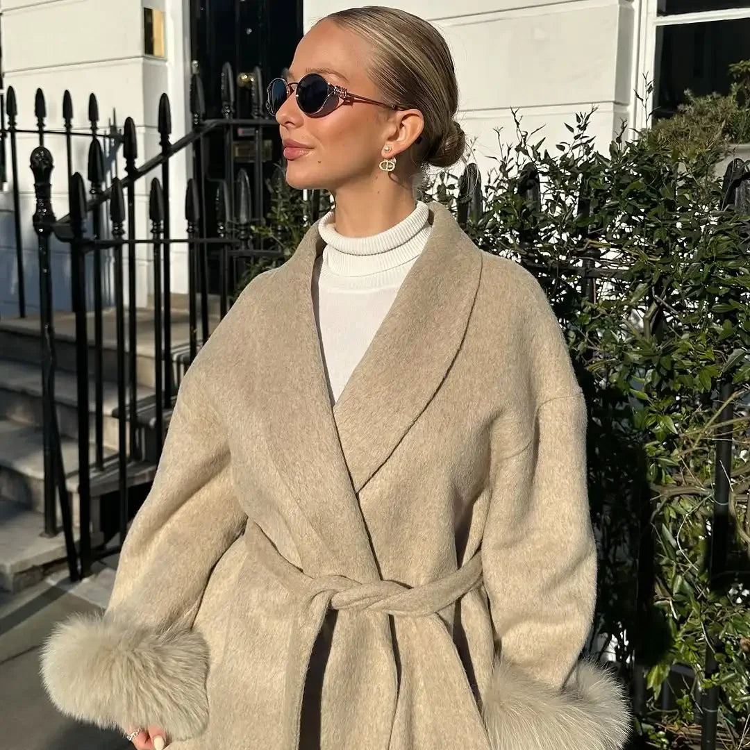 Americanable V-neck Lapel Furry Sleeves Lace-up Long-sleeved Woolen Coat Elegant Lace-up Long-sleeved Wool Coat