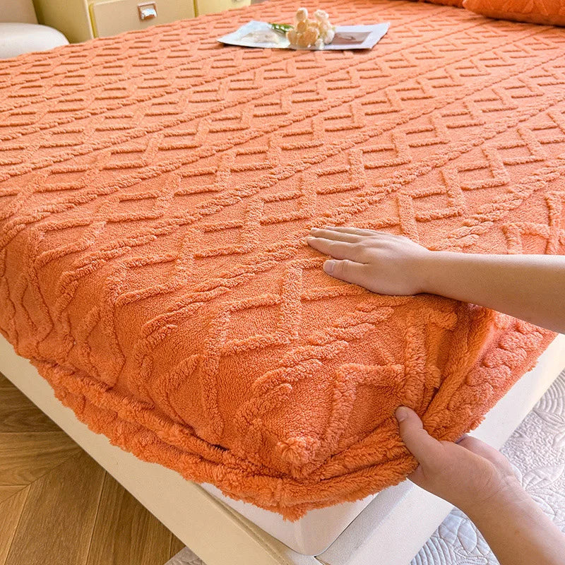 1pc Warm Bed Sheet with Elastic Band Single/Queen/King Mattress Cover Thick Coral Fleece Fluffy Fitted Bed Sheets