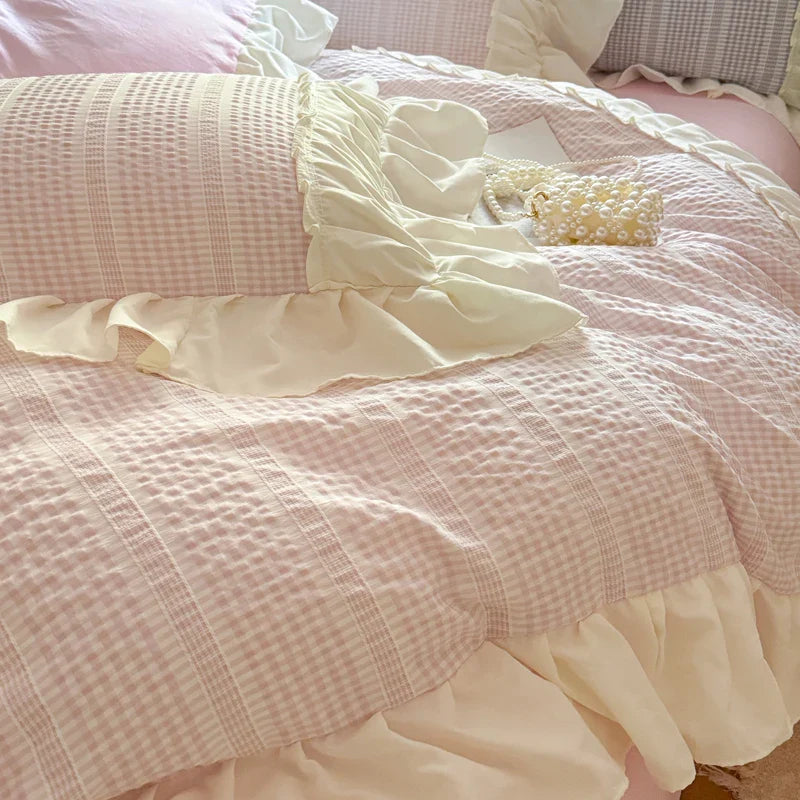 Pink Korean Princess Style Lace Ruffles Bedding Set Skin-friendly Seersucker Duvet Cover Set Fitted Sheet/Bed Sheet Pillowcases