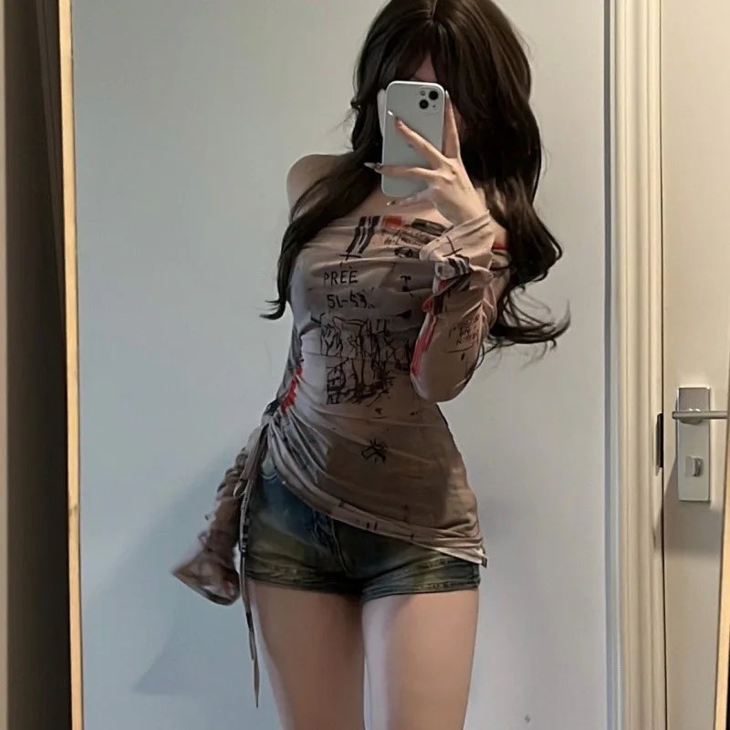 Long sleeved T-shirt spicy girl style one shoulder thin mesh screen graffiti print irregular drawstring top