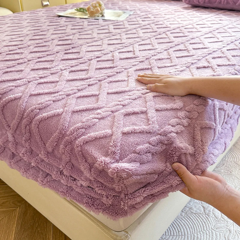 1pc Warm Bed Sheet with Elastic Band Single/Queen/King Mattress Cover Thick Coral Fleece Fluffy Fitted Bed Sheets