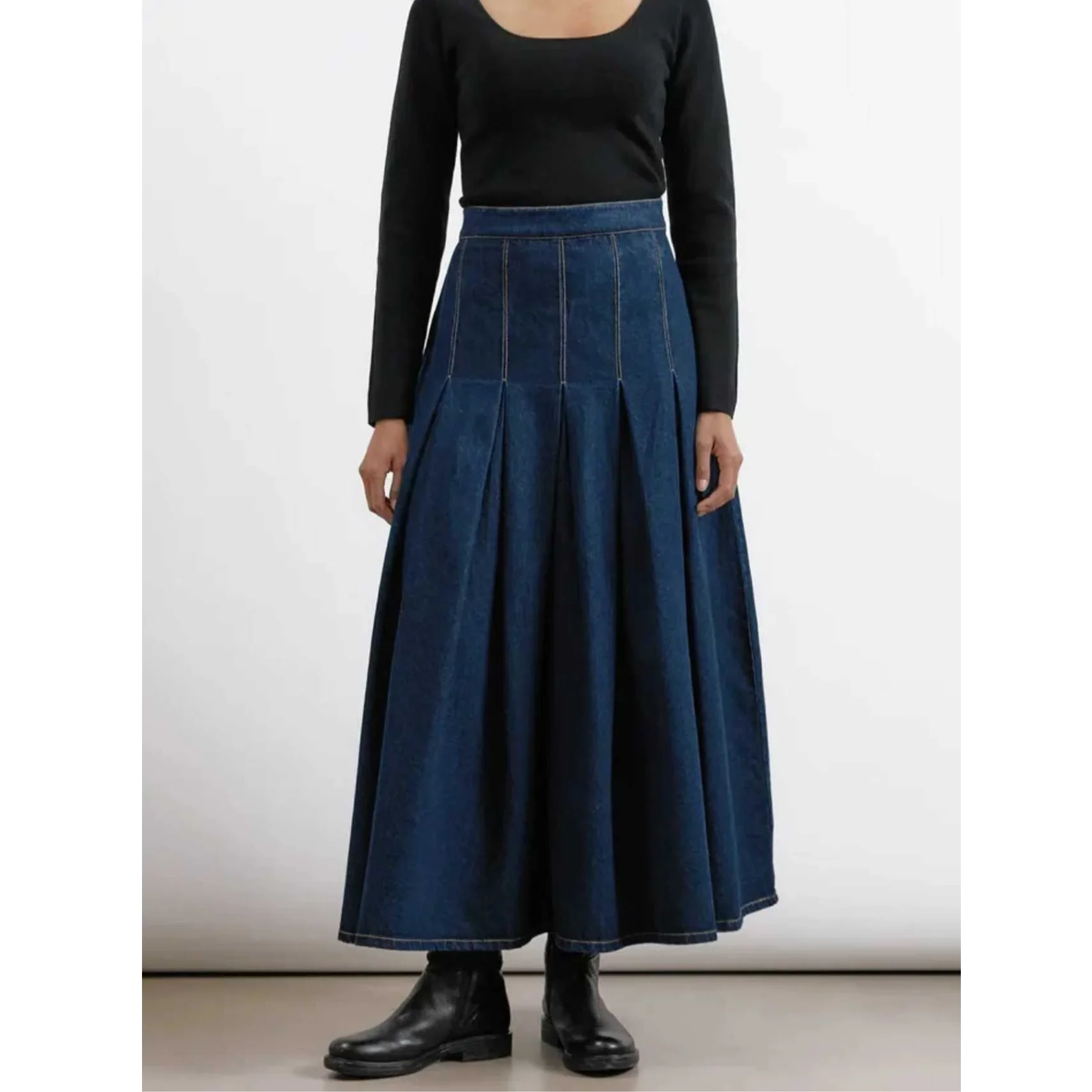 plus Size Pleated High Waist Denim Skirt Elegant Washed Denim Zipper Closure Skirt