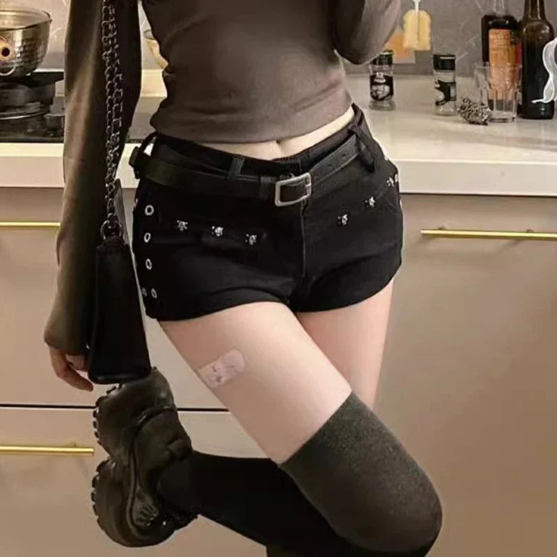 Low Waist Y2k Jeans Vintage Korean Mini Pants Girls Vintage Designer Gothic Black Denim Shorts
