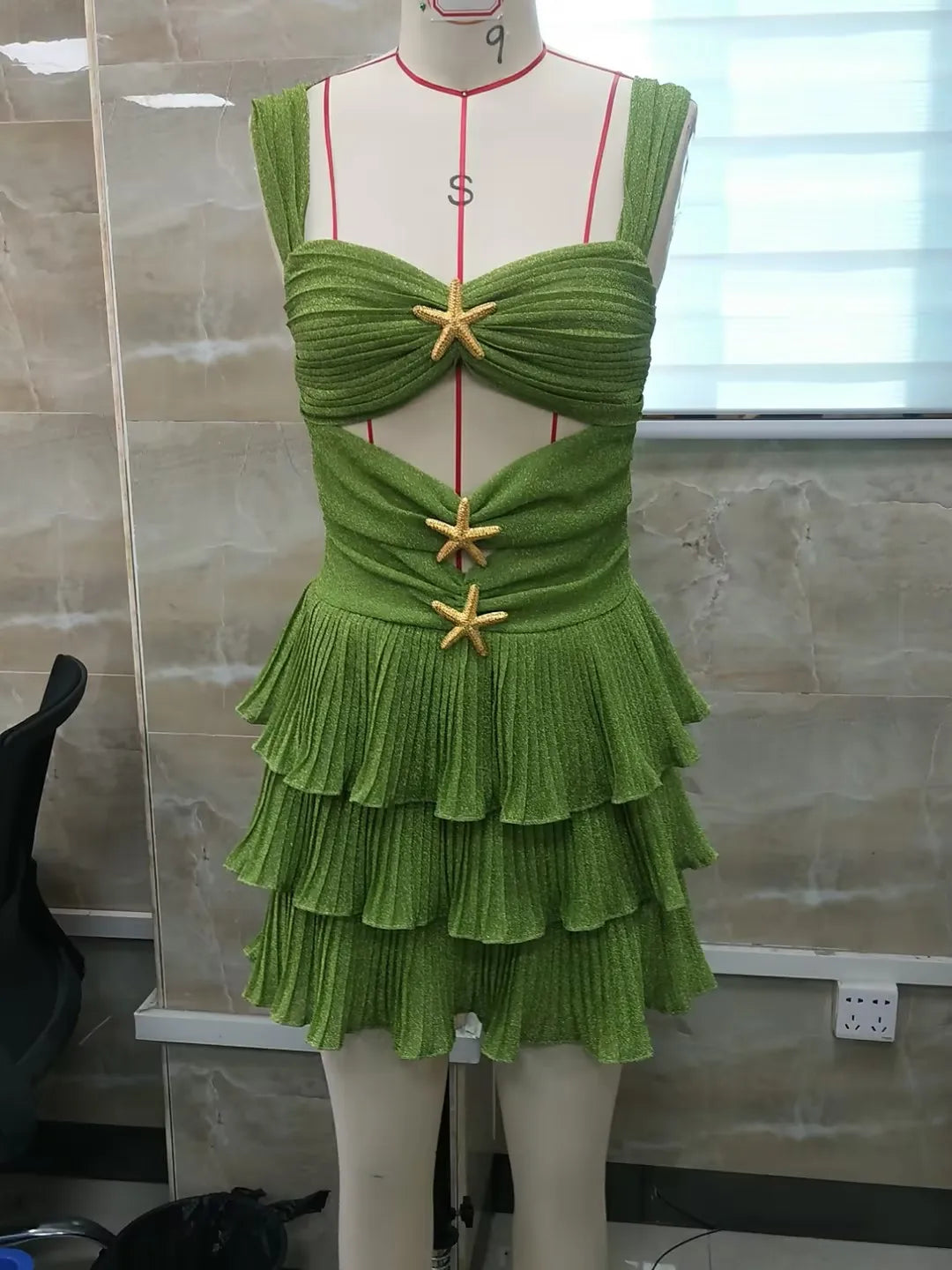 hirigin Sequin Starfish Mini Dress Spaghetti Strap Cut Out Layered Ruffle Dress Sparkly Y2k Short Cami Dress Party
