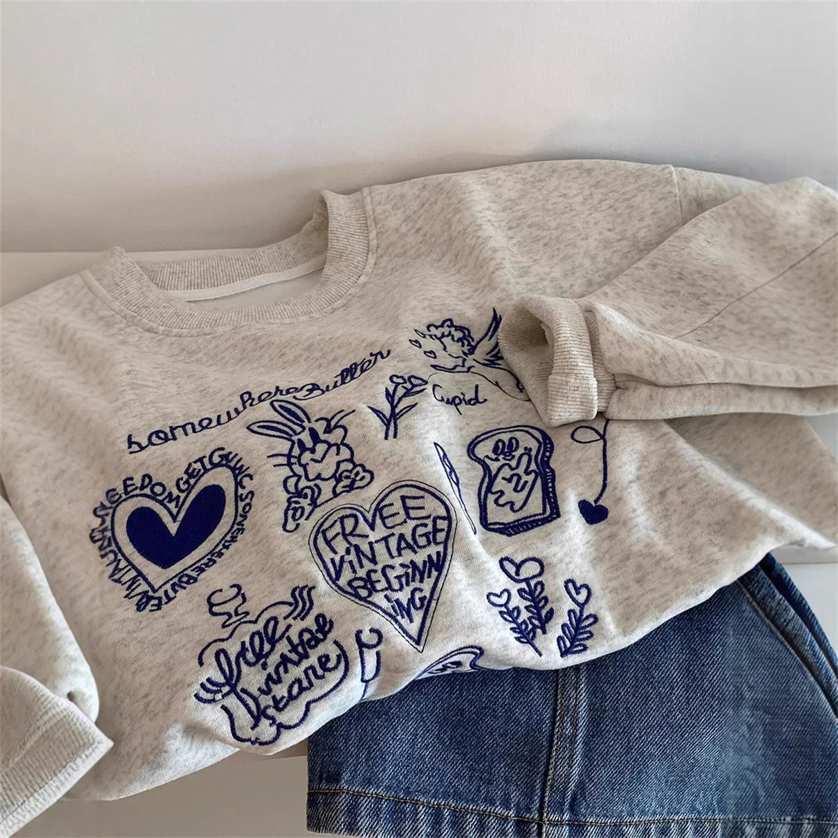 Korean Gray Embroidered Round Neck Short Sweatshirts Long Sleeves Vacation Pullovers Tops Casual Popular
