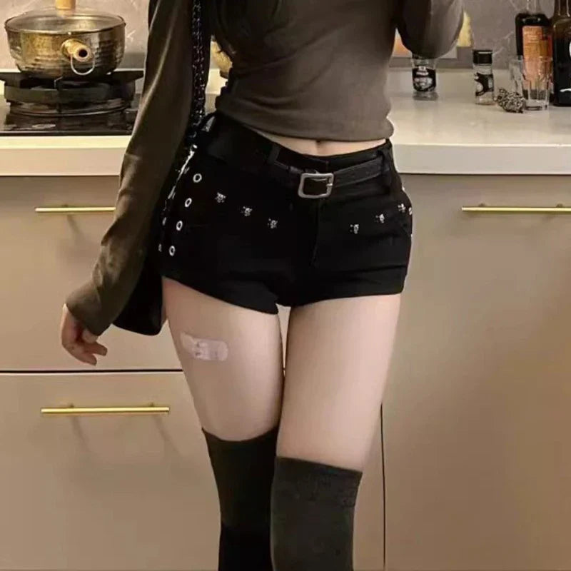 Low Waist Y2k Jeans Vintage Korean Mini Pants Girls Vintage Designer Gothic Black Denim Shorts