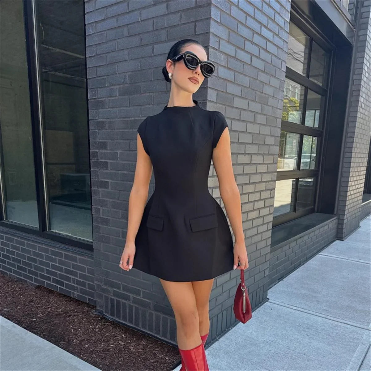 Slim Fit Hollow Mini Dress Y2K Sleeveless A- LINE Black Dress High Street Commute Elegant Dresses