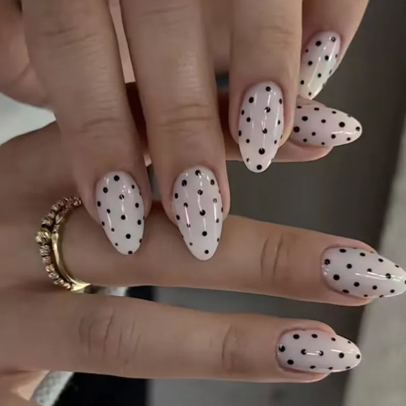 Dark Brown White Polka Dot Wearable Nail Art Fall Chic Fake Nails Detachable Finished False Nails Press on Nails