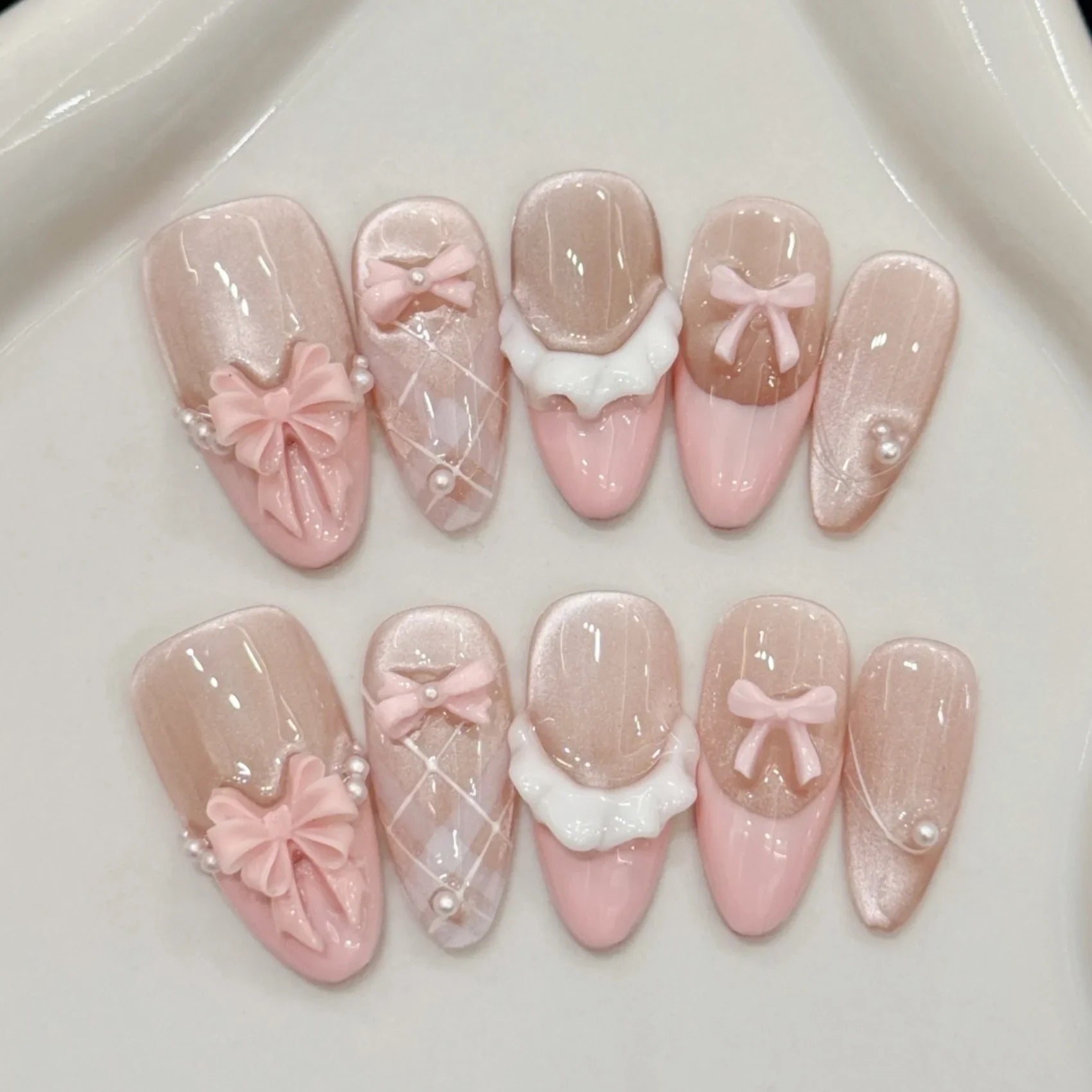 10pcs Purple Cat's Eye Handmade Fake Nails Tips Glitter Mid-length Oval Press on Nails Art Bow Rhinestone Design False Nail Sets