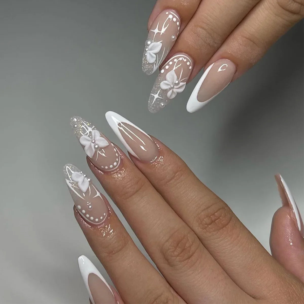 Red Y2K Wearable Nail Art Chic Silver Butterfly Love Metal Bead Almond False Nails Detachable Finished Fake Nails Press on Nails