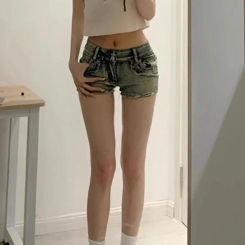 Designer Low Waist Punk Jeans Girls Elastic High Street Mini Pants Nightclub Denim Shorts