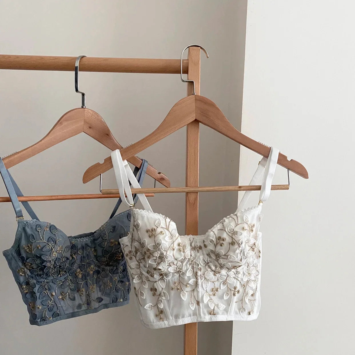 Three-dimensional embroidered bra lace fish bone corset widened breasted with steel ring 2/1 half cup bralette underwear