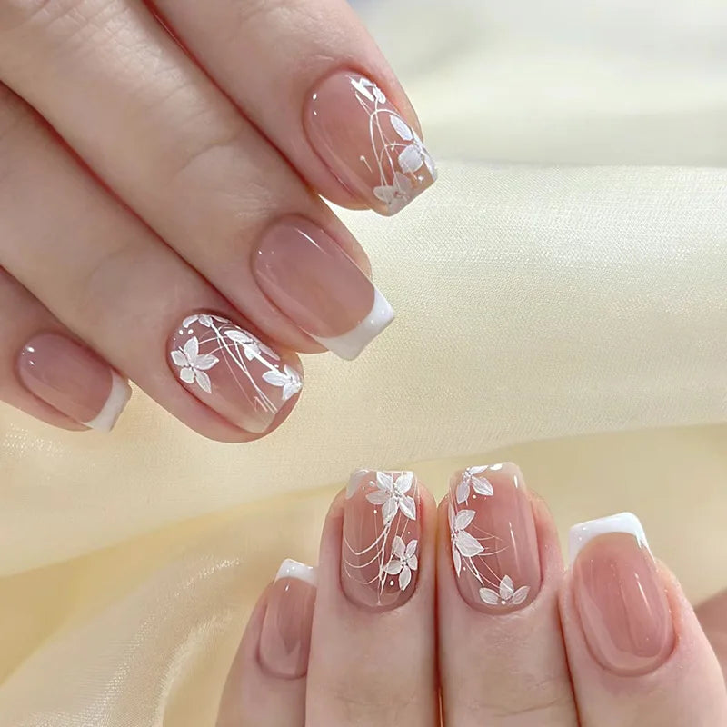 24Pcs Pink Cat Blue Love Cute Short Ballet Press on False Nails Sweet French Cat Eye Bow Star Designs Style Detachable Nails Set