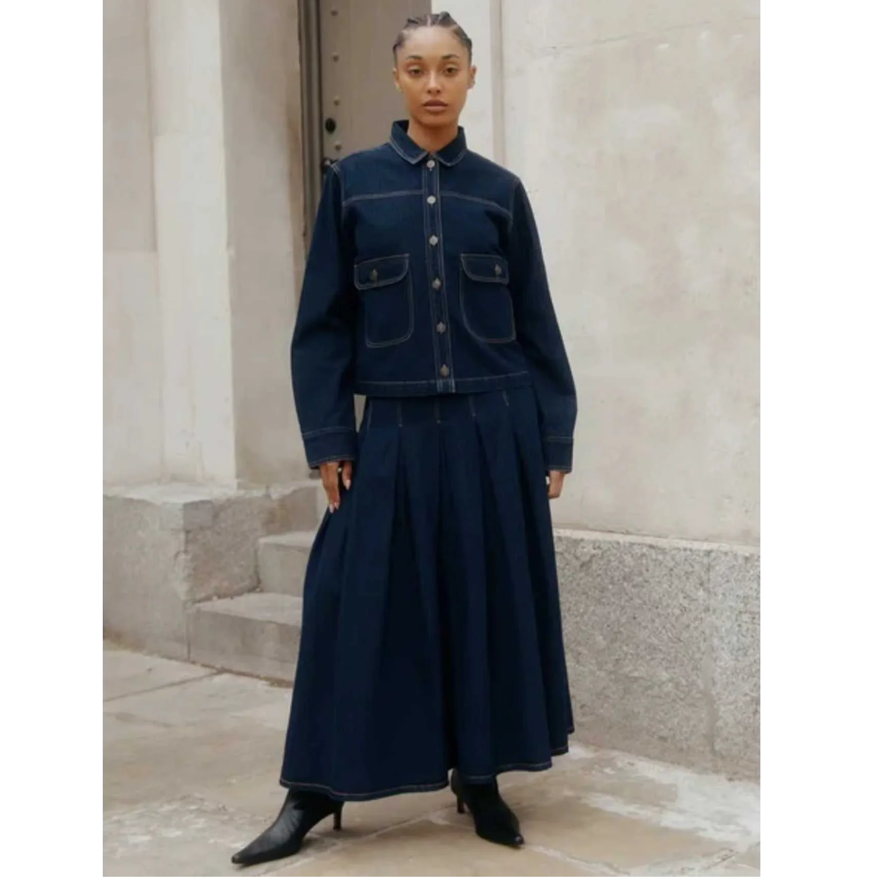 plus Size Pleated High Waist Denim Skirt Elegant Washed Denim Zipper Closure Skirt