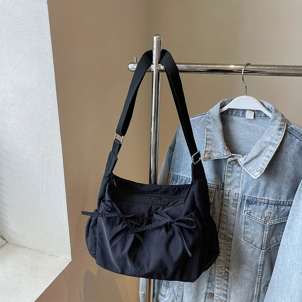 Large Capacity Shoulder Bags Lightweight Nylon Pleated Crossbody Bag Multiple Pockets Hobo Bag