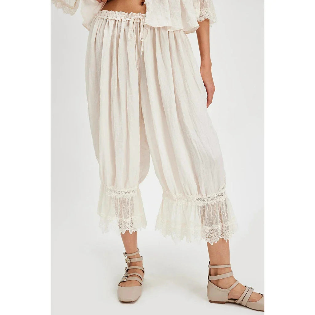 Combhasaki Y2K Loose Fit Bloomers Cropped Pants Drawstring High Waist Floral Lace Patchwork Calf-Length Lantern Trousers