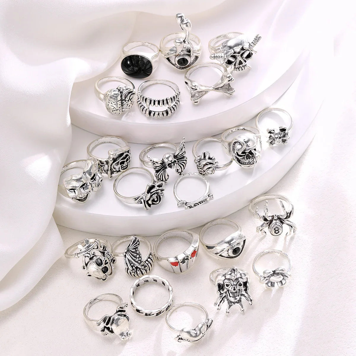 24Pcs/Set Punk Gothic Rings Sets Silver Color Skeleton Spider Poker Joker Eyes Heart Rings