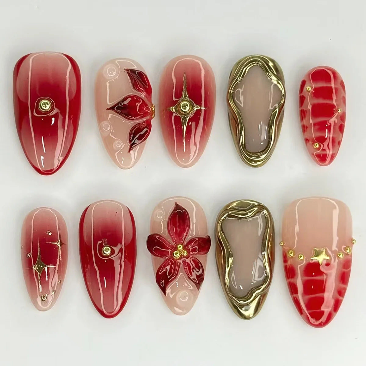 24pcs Short Almond False Nail Art Starlight Rhinestone Design Nails Tip Green Full Cover Nail Set Datachable Press on Fake Nails