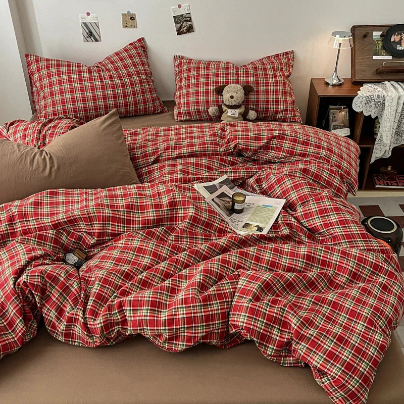 Vintage Double Sided Red Plaid Bedding Set Skin-Friendly Soft Duvet Cover Set with Bed Sheet