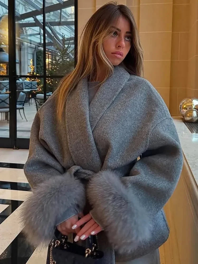 Americanable V-neck Lapel Furry Sleeves Lace-up Long-sleeved Woolen Coat Elegant Lace-up Long-sleeved Wool Coat