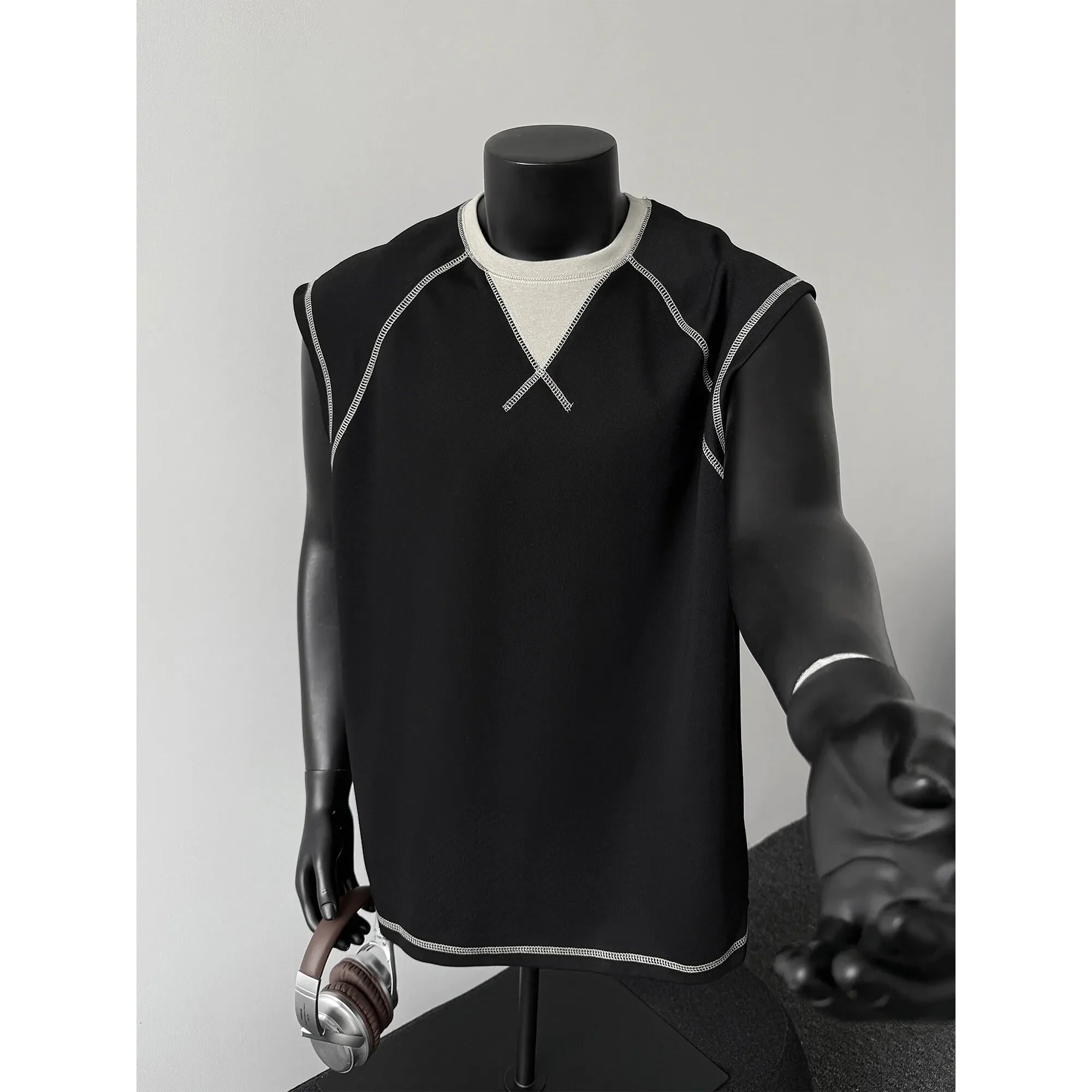 Sleeveless Shirt Breathable Gym Wear Casual Streetwear Lightweight Soft Comfortable Workout Top Athletic Apparel