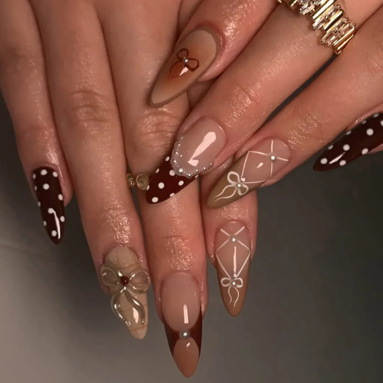 Red Y2K Wearable Nail Art Chic Silver Butterfly Love Metal Bead Almond False Nails Detachable Finished Fake Nails Press on Nails