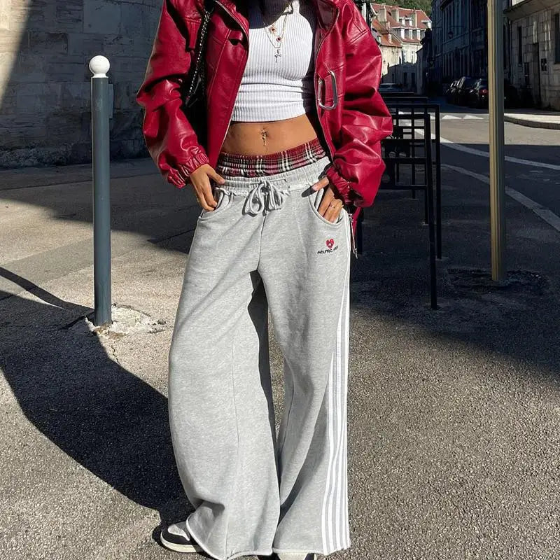 American Retro College Style Loose Fit Two-Piece Set with Double Waist Head Fake Bathroom Pants