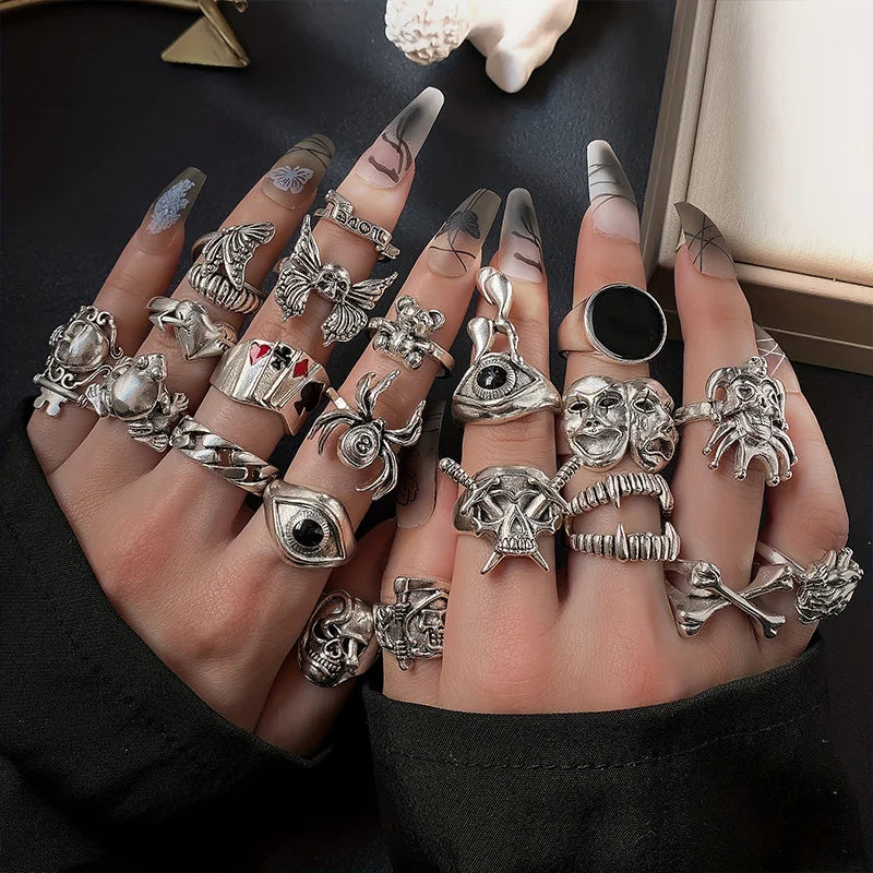 24Pcs/Set Punk Gothic Rings Sets Silver Color Skeleton Spider Poker Joker Eyes Heart Rings