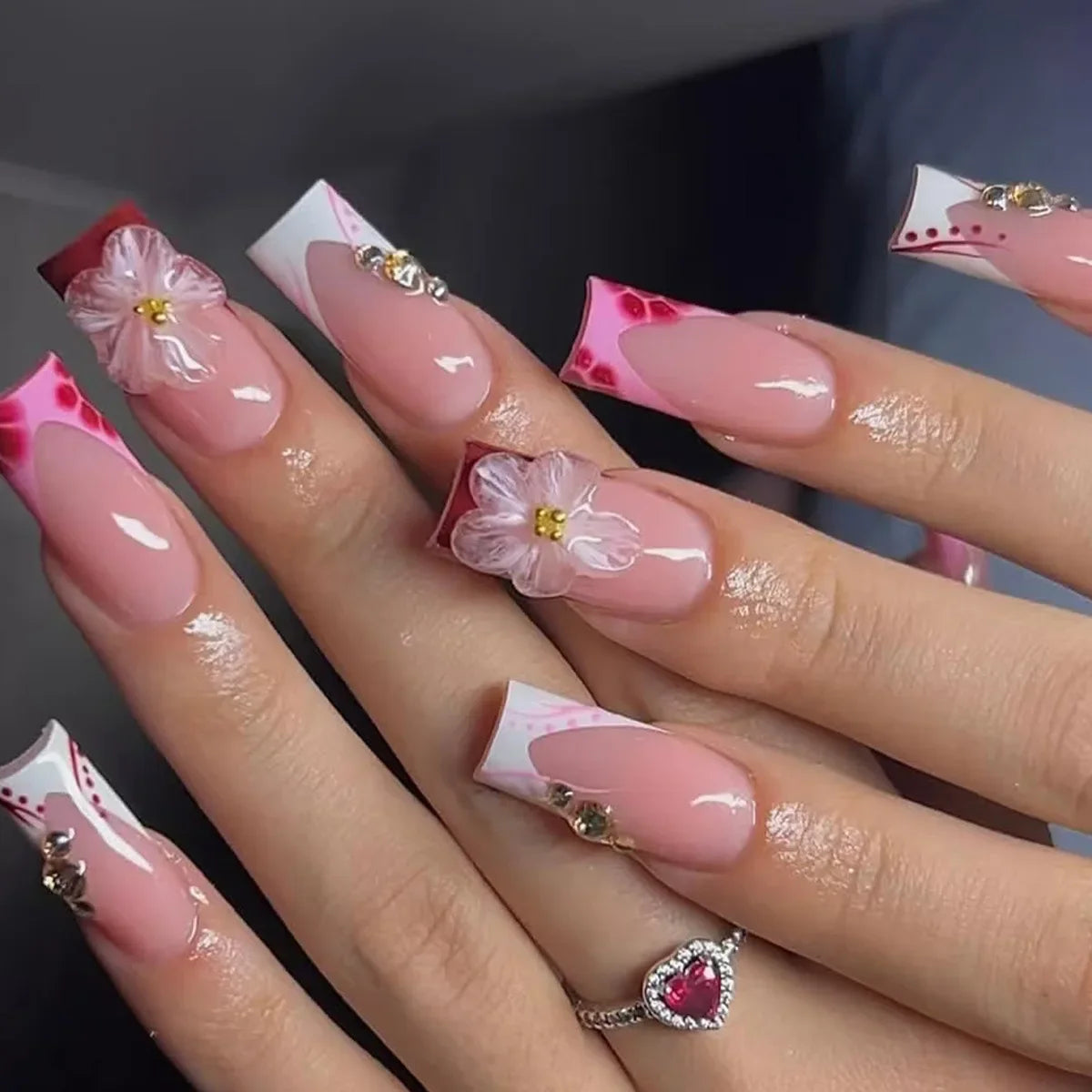 24pcs Rhinestones Full Cover Nail Art Datachable Glitter French Press on Nails Tip Flower Long Square Fake Nail Pink False Nails